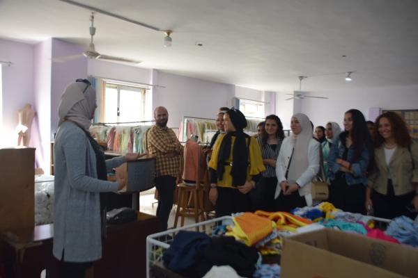 تدريب عملي لطلاب جامعة القاهرة